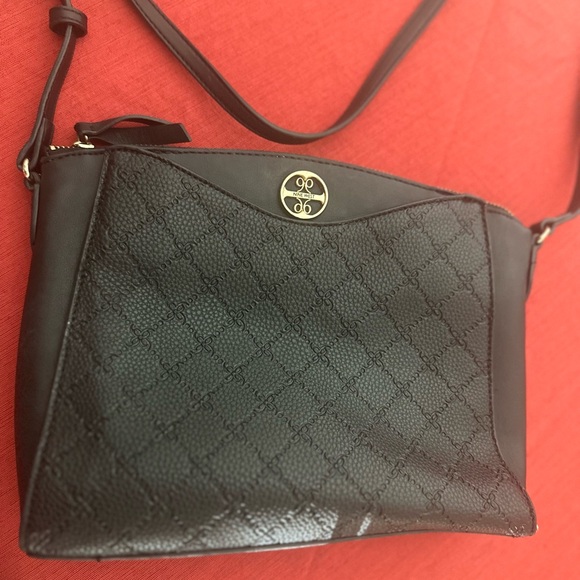 Nine West Black Quilted Crossbody Bag with Gold Emblem - Picture 2 of 6